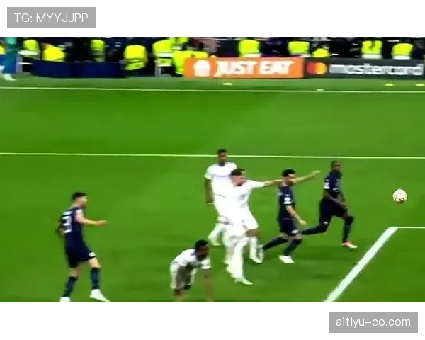 库尔图瓦：对利物浦、曼城等豪门的极限扑救名场面