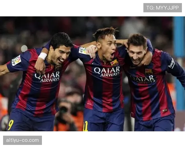 内马尔在巴萨巅峰期MSN组合中的进攻贡献与角色解析