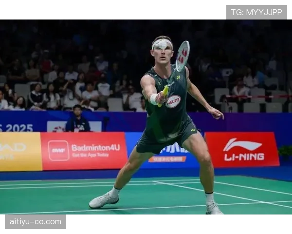 凯恩与菲尔米诺的伪九号角色差异：进攻参与机制与战术价值对比